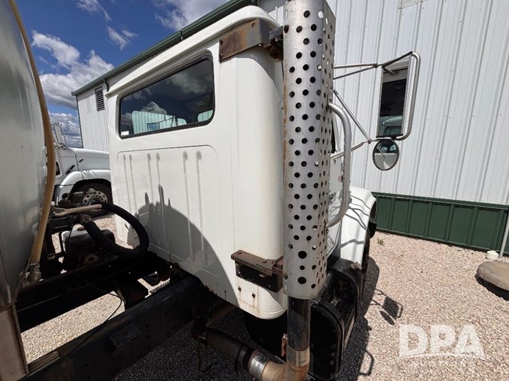 1993-ihc-4900-truck-(gp11369,-unit-44788)-image-7