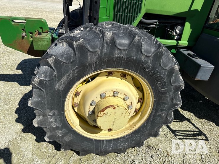 1996-john-deere-7400-image-21