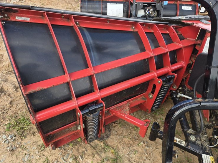 #6906-•-approx.-90"-hiniker-snow-v-plow-w/lights-image-6