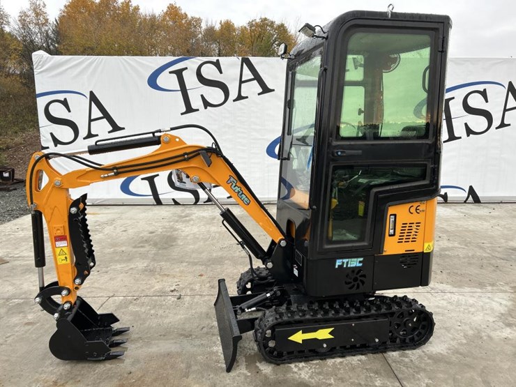 #6456-•-unused-future-ft13c-mini-excavator-image-2