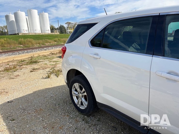 2015-chevy-equinox-(dr12336-unit-0999)-image-15