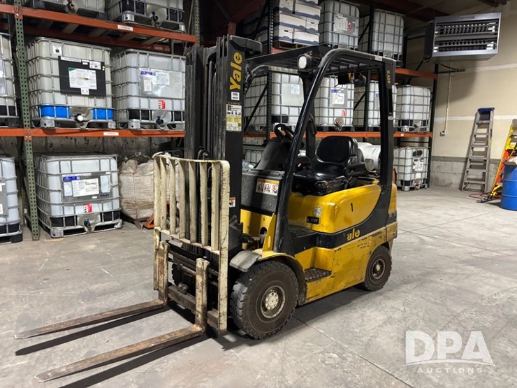 yale-forklift-(dr12338)-image-1