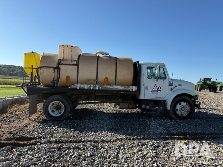 1999-international-4700-image-12