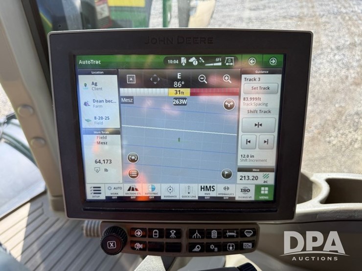 2023-john-deere-800r-image-140