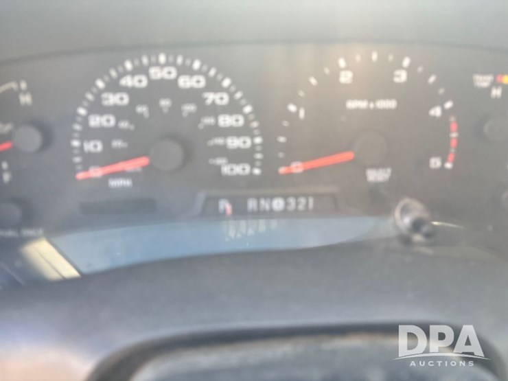 2003-ford-f450-xl-image-63