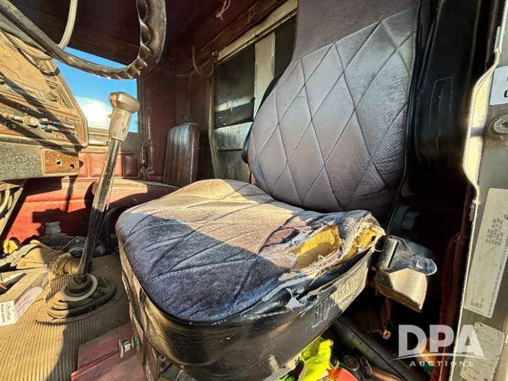 1987-freightliner-dry-tender-truck-(gp11695,-unit-401)-image-82