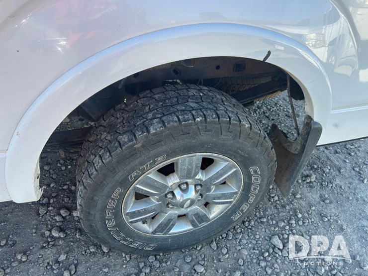 2010-ford-f150-lariat-image-14