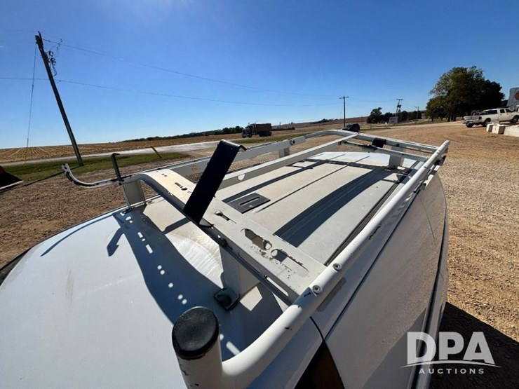 2014-dodge-ram-van-image-27