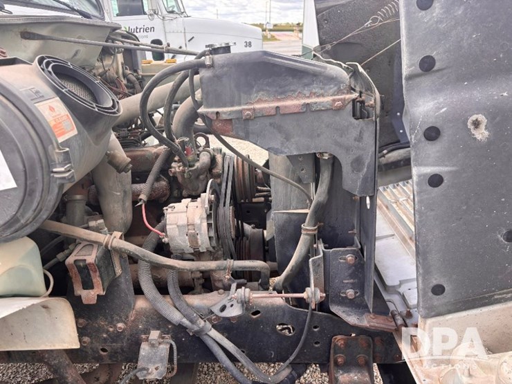 1993-ihc-4900-truck-(gp11369,-unit-44788)-image-33