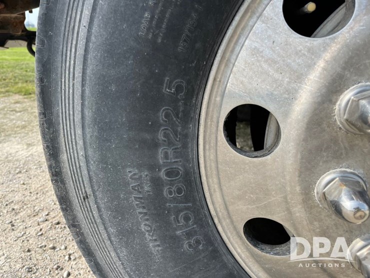 2001-ihc-9100-truck-(jn2647,-unit-32347)-image-21