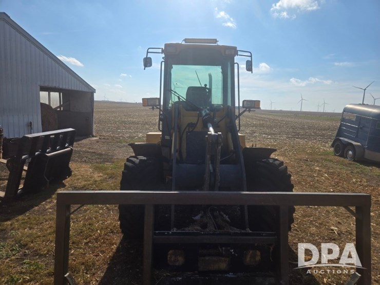 deere-304j-image-8