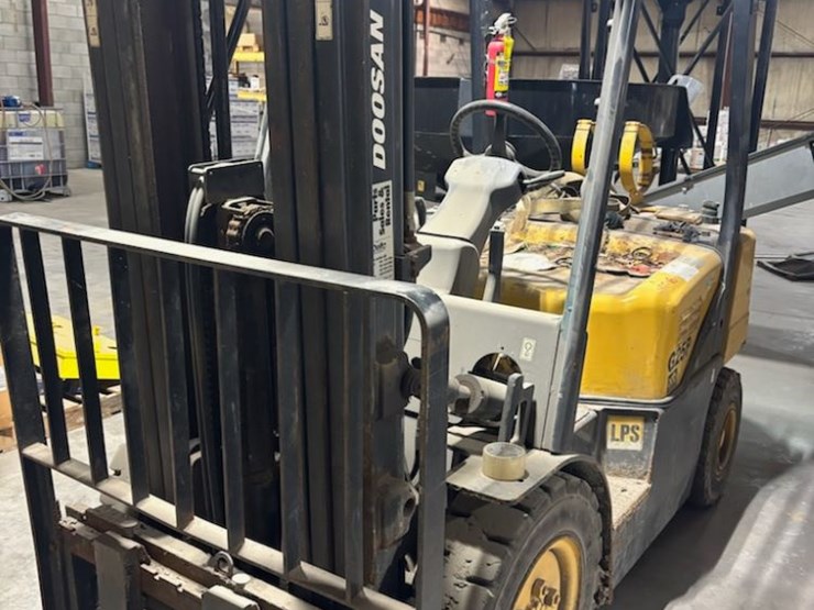 2006-daewoo-g25p-image-3