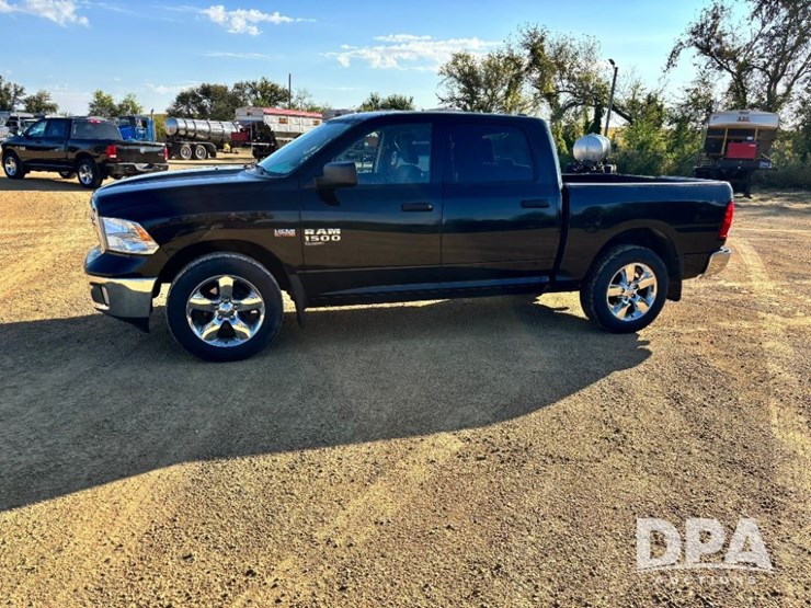 2019-dodge-ram-1500-image-13