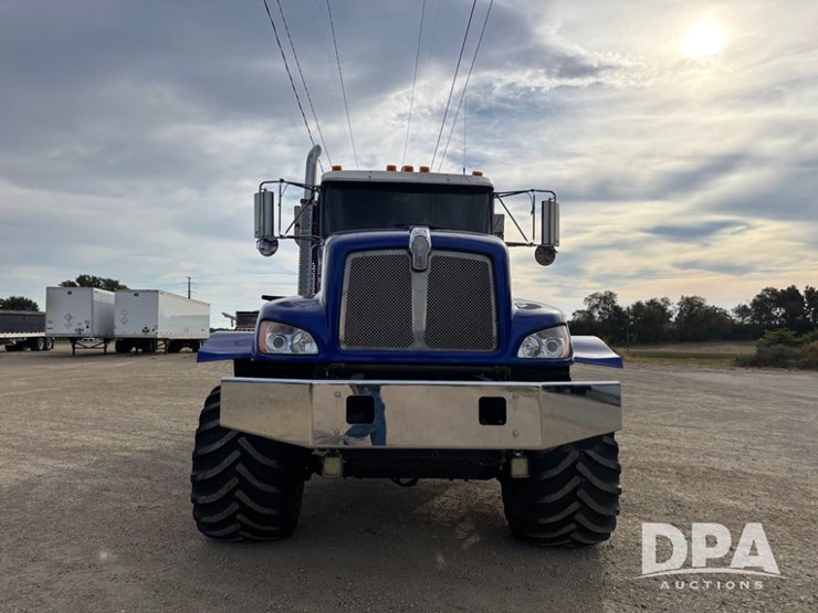 2014-kenworth-t470-image-16