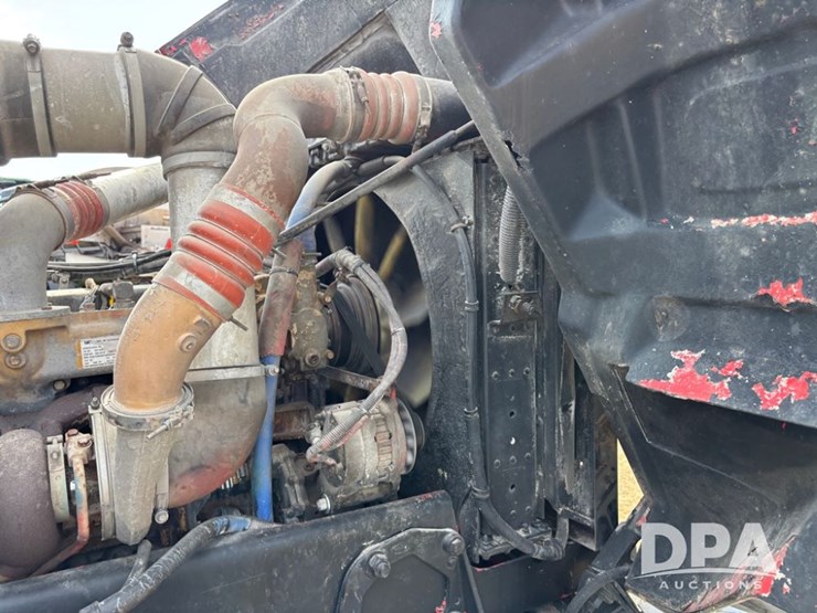 2001-peterbilt-357-image-33