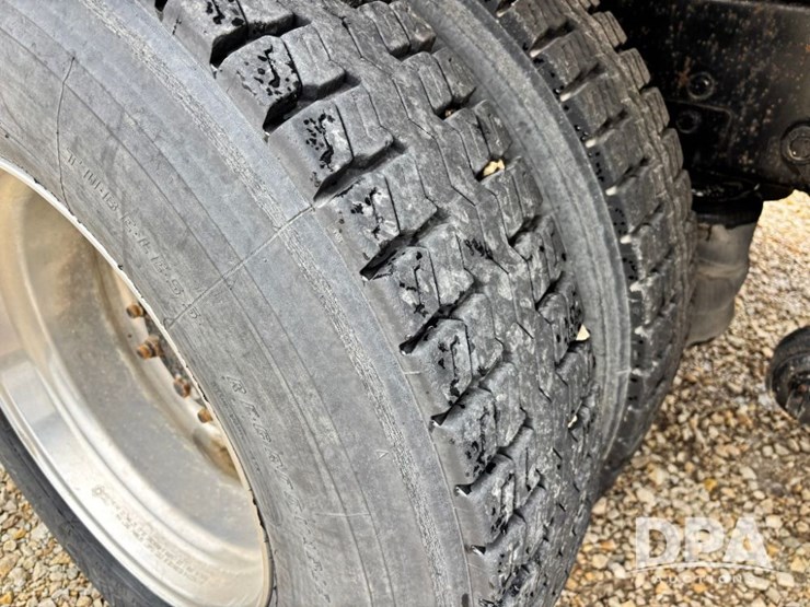 2007-ihc-9200i-liquid-nurse-truck-(gp11642,-unit-505)-image-36