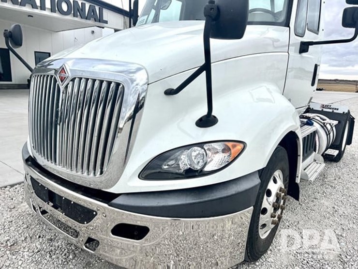 2018-international-prostar-image-4