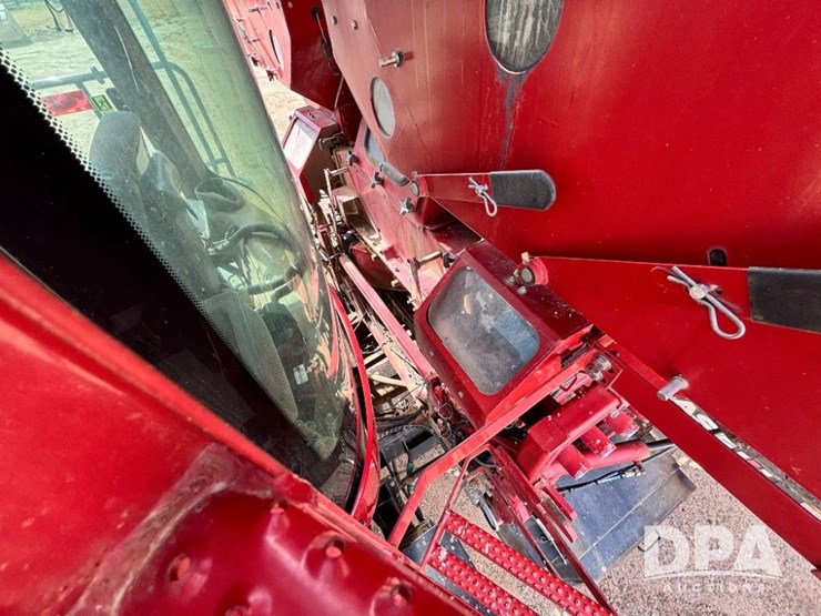 2014-case-ih-titan-4530-image-66