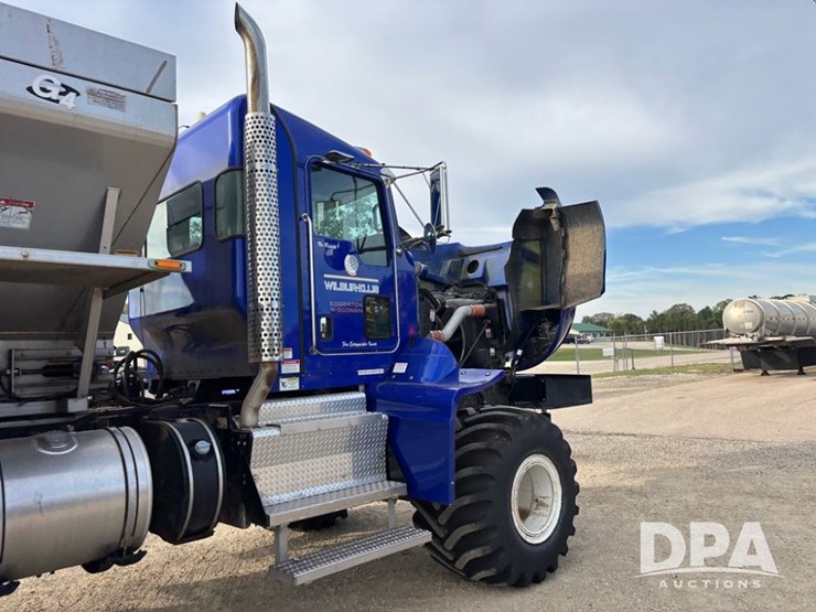 2014-kenworth-t470-image-45