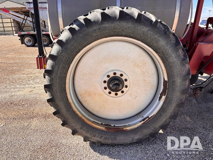 2002-case-ih-2800-image-31