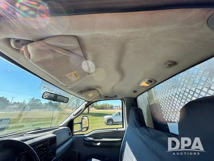 2003-ford-f450-xl-image-50