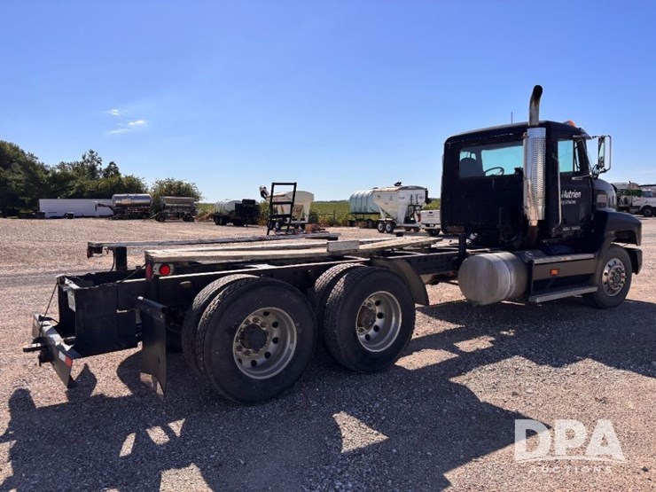 1994-mack-ch613-image-9