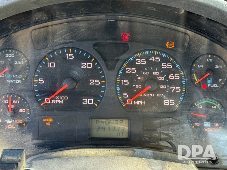 2002-international-durastar-4400-image-69