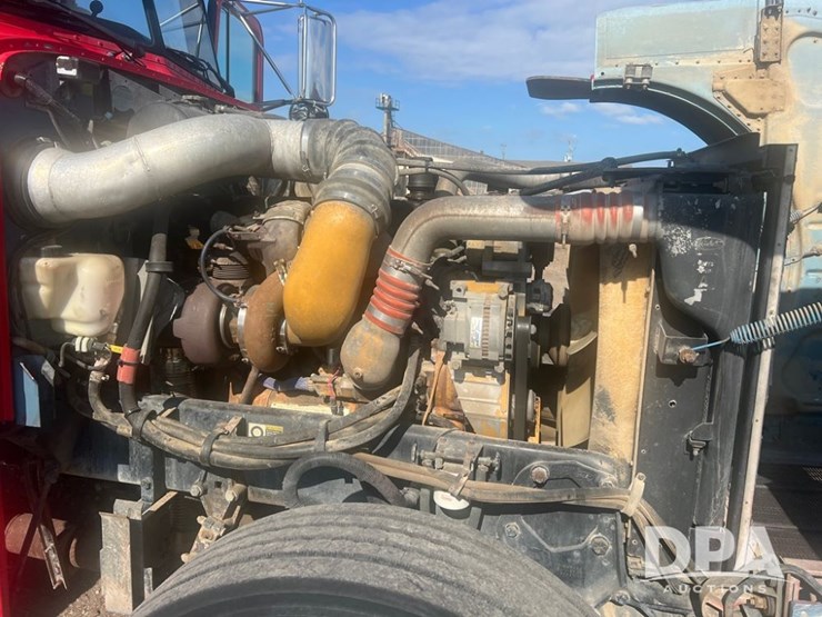 peterbilt-379-image-9