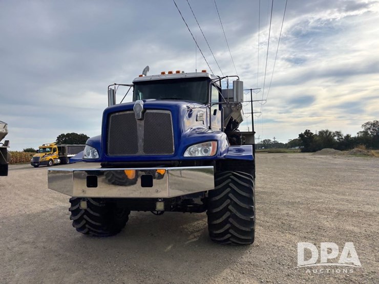 2014-kenworth-t470-image-17