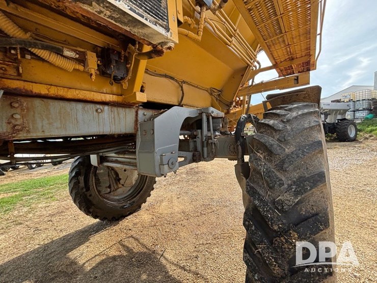 2014-ag-chem-rg1100-image-30