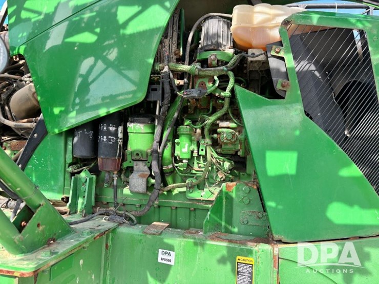 2014-john-deere-4940-image-33