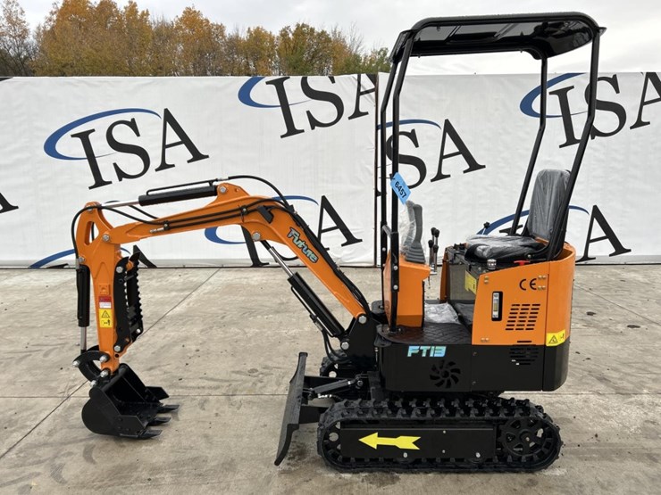 #6462-•-unused-future-ft13-mini-excavator-image-2