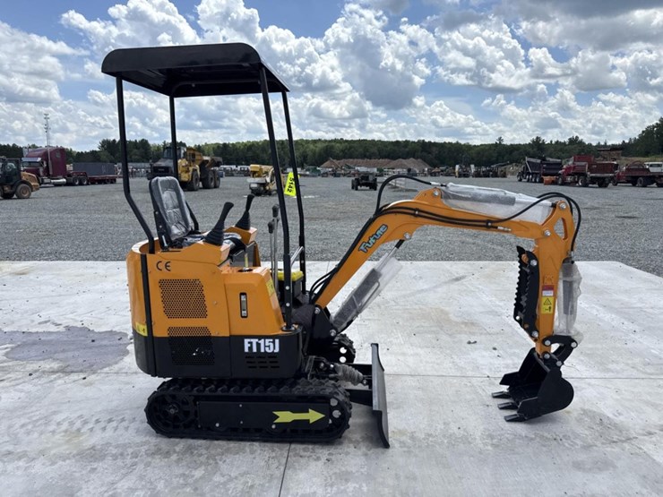 #6452-•-unused-future-ft15j-mini-excavator-image-6
