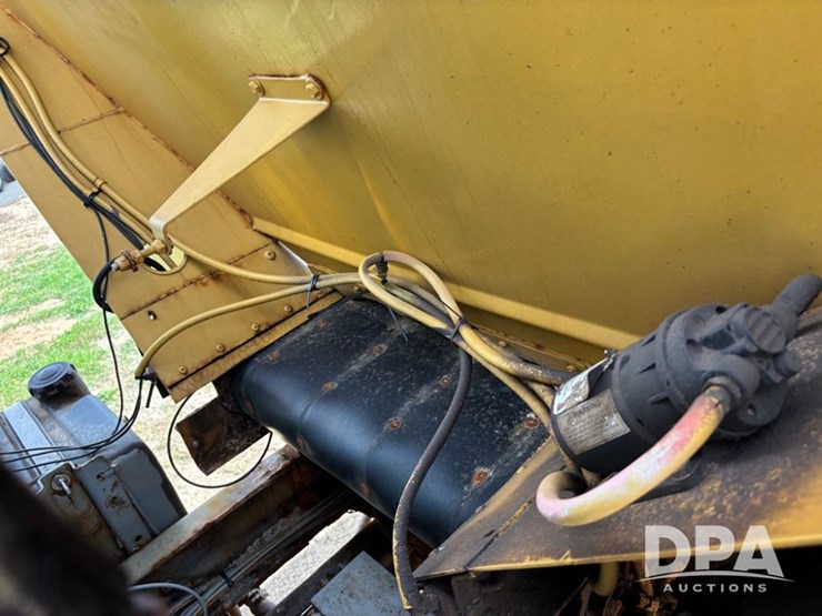 2014-ag-chem-rg1100-image-54