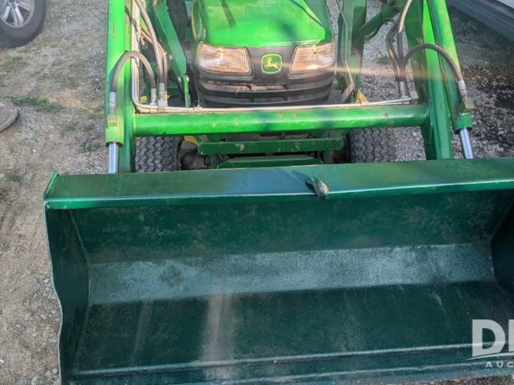 john-deere-x585-image-16