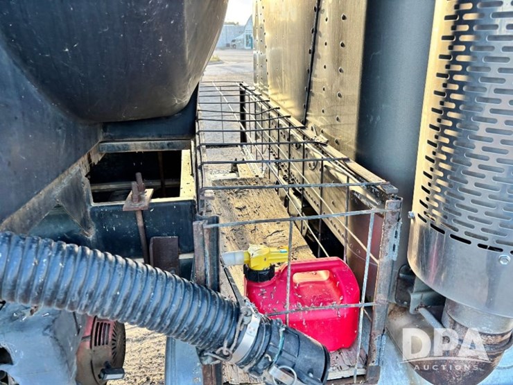 1987-freightliner-dry-tender-truck-(gp11695,-unit-401)-image-47