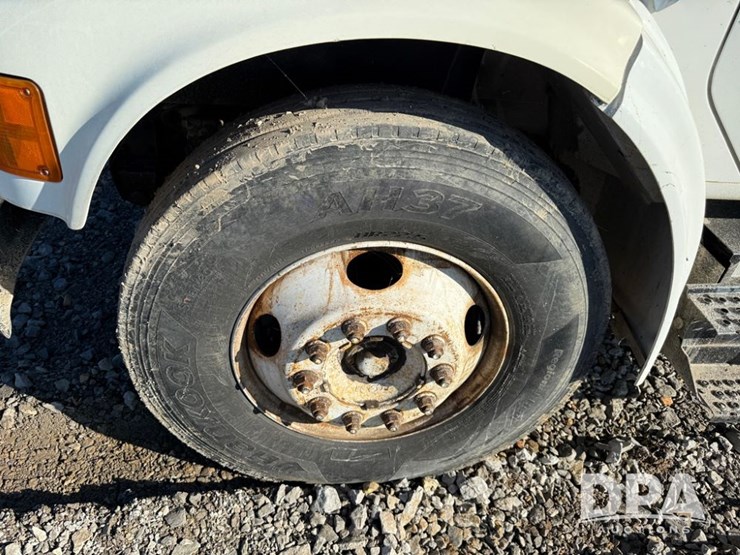 1999-international-4700-image-27