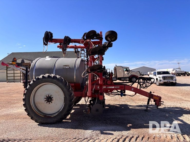 2002-case-ih-2800-image-6