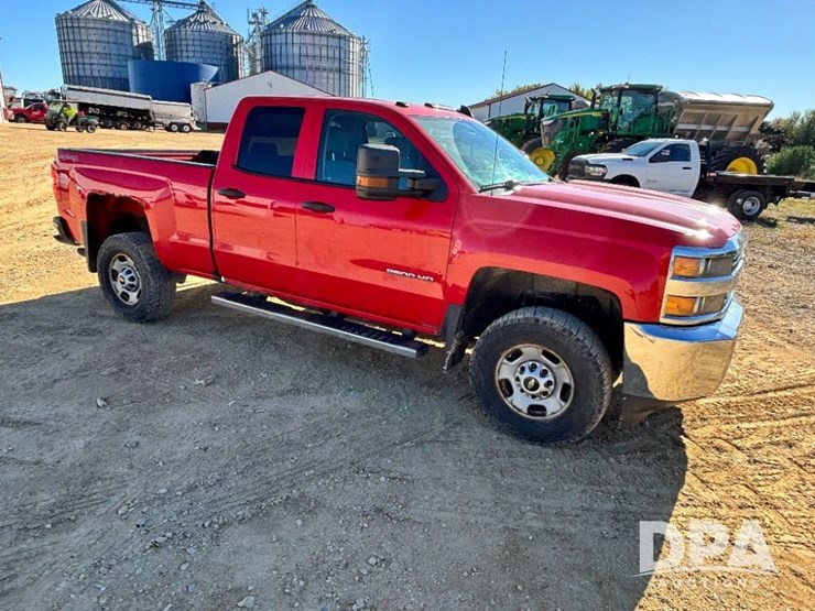 2016-chevrolet-2500-image-6