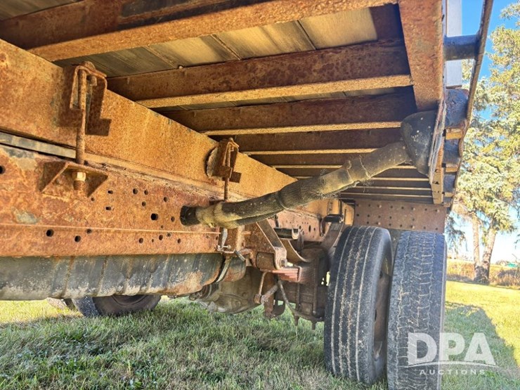 2003-ford-f450-xl-image-27