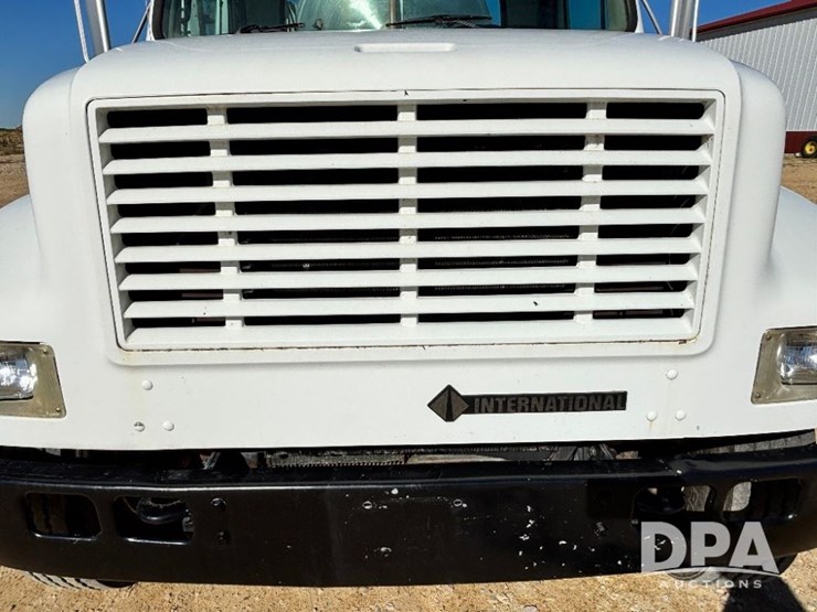 1999-ihc-4700-liquid-nurse-truck-(gp11652,-unit-126458)-image-19