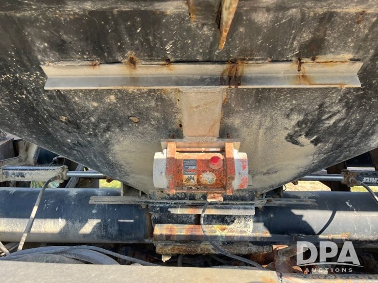 2002-kenworth-t800-image-33