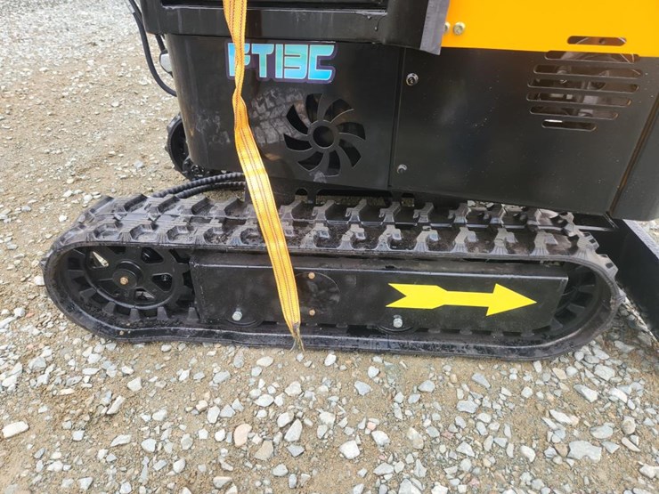 #6460-•-unused-future-ft13c-mini-excavator-image-16