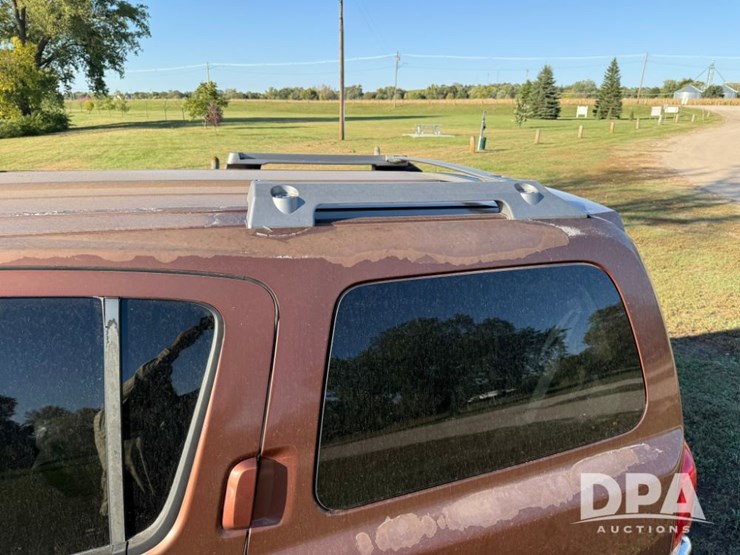 2004-nissan-armada-se-image-22