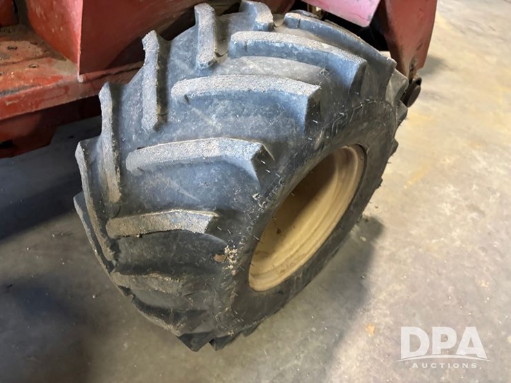 ditch-witch-2200-image-27