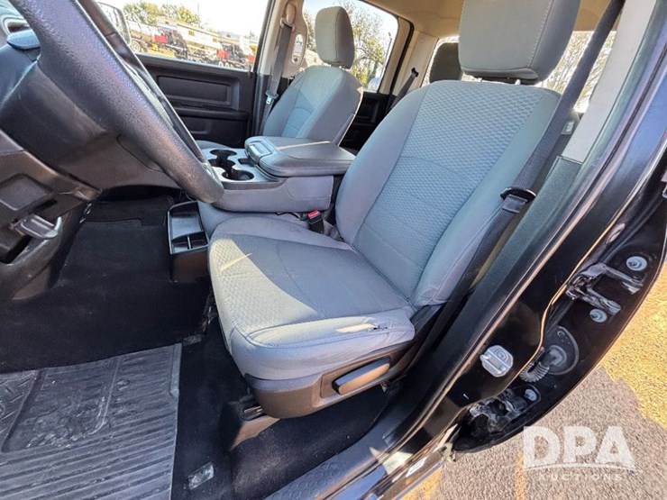 2019-dodge-ram-1500-image-64