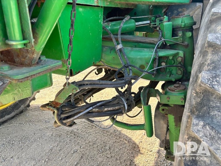 2014-john-deere-4940-image-39
