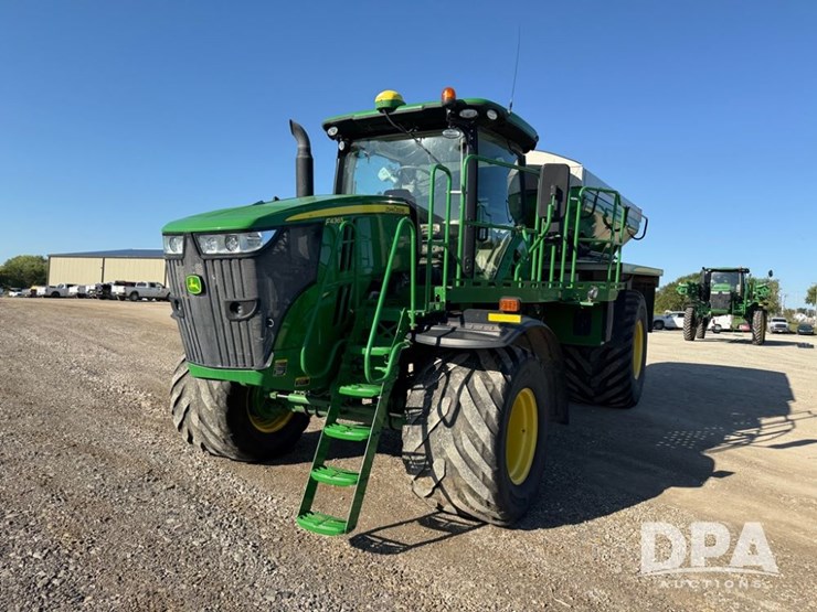 2021-john-deere-f4365-image-33