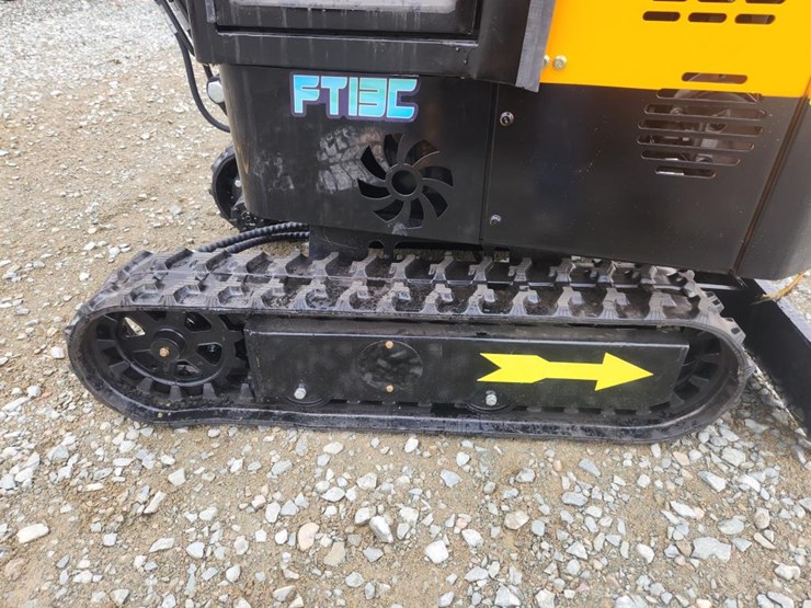 #6460-•-unused-future-ft13c-mini-excavator-image-21