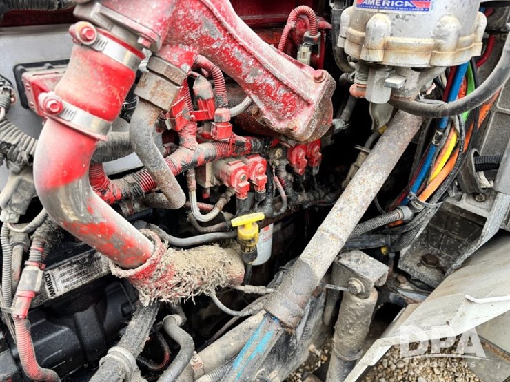 2007-ihc-9200i-liquid-nurse-truck-(gp11642,-unit-505)-image-60